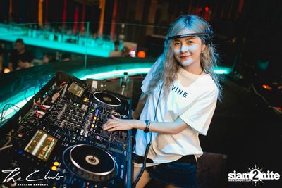 Twopee Southside at The Club Khaosan — photo 33