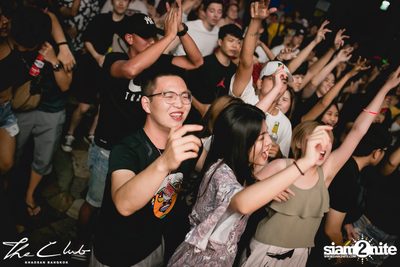 Twopee Southside at The Club Khaosan — photo 38