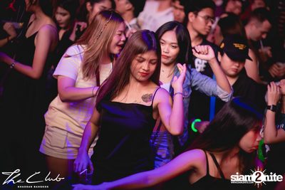 Twopee Southside at The Club Khaosan — photo 46