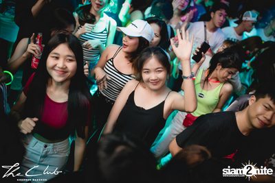 Twopee Southside at The Club Khaosan — photo 82
