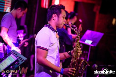 Old School Love Concert w/ LIPTA at Wine Bridge Plus — photo 56