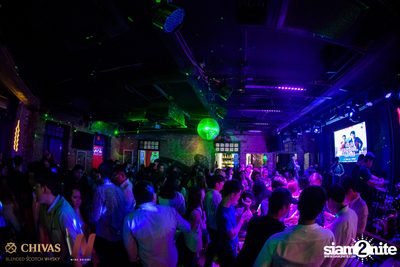 Old School Love Concert w/ LIPTA at Wine Bridge Plus — photo 69