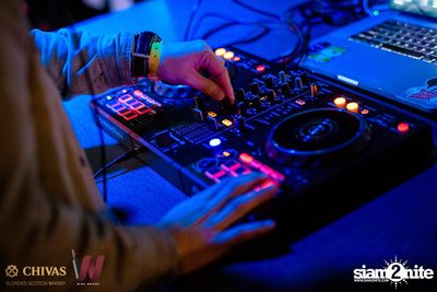 Old School Love Concert w/ LIPTA at Wine Bridge Plus — photo 74