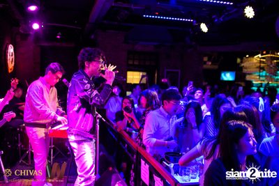 Old School Love Concert w/ LIPTA at Wine Bridge Plus — photo 86