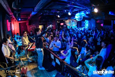 Old School Love Concert w/ LIPTA at Wine Bridge Plus — photo 88
