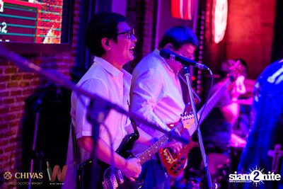 Old School Love Concert w/ LIPTA at Wine Bridge Plus — photo 93