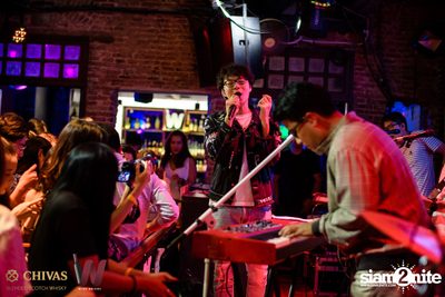 Old School Love Concert w/ LIPTA at Wine Bridge Plus — photo 95