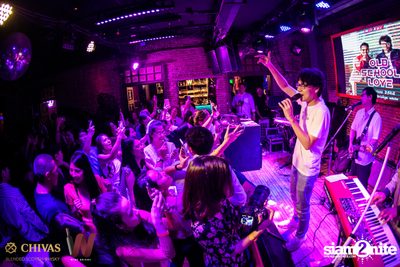 Old School Love Concert w/ LIPTA at Wine Bridge Plus — photo 106