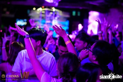Old School Love Concert w/ LIPTA at Wine Bridge Plus — photo 121