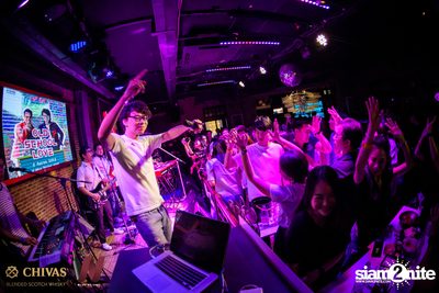 Old School Love Concert w/ LIPTA at Wine Bridge Plus — photo 123