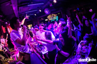 Old School Love Concert w/ LIPTA at Wine Bridge Plus — photo 124