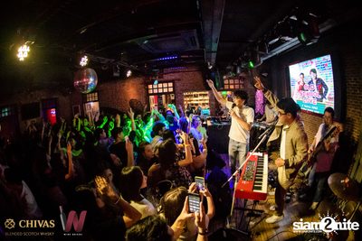 Old School Love Concert w/ LIPTA at Wine Bridge Plus — photo 133