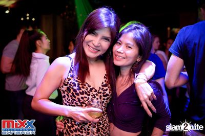 Hot Pants Meets Stilettos Party at MIXX Bangkok — photo 37