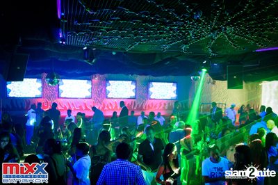 Hot Pants Meets Stilettos Party at MIXX Bangkok — photo 51