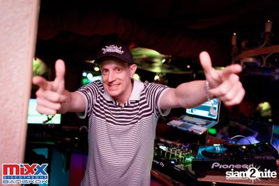 Hot Pants Meets Stilettos Party at MIXX Bangkok — photo 72