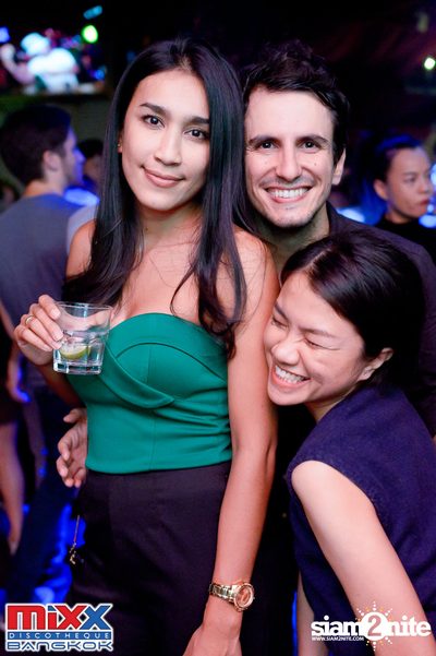 Hot Pants Meets Stilettos Party at MIXX Bangkok — photo 78