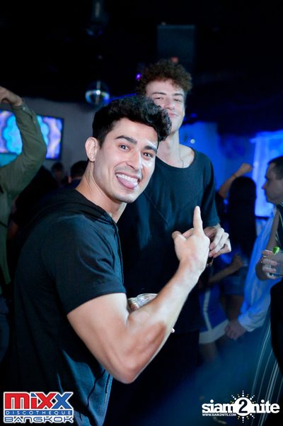 Hot Pants Meets Stilettos Party at MIXX Bangkok — photo 85