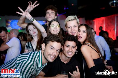 Hot Pants Meets Stilettos Party at MIXX Bangkok — photo 86
