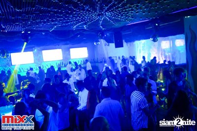 Hot Pants Meets Stilettos Party at MIXX Bangkok — photo 90