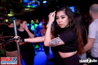 Hot Pants Meets Stilettos Party at MIXX Bangkok — photo 99