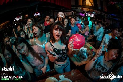 ASAHI นำเสนอ Live Remarkable Life by JOOX ที่ รียูเนี่ยน ทองหล่อ — photo 183