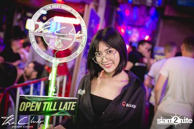 Lia Lisse at The Club Khaosan — photo 8