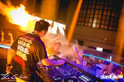 Lia Lisse at The Club Khaosan — photo 19