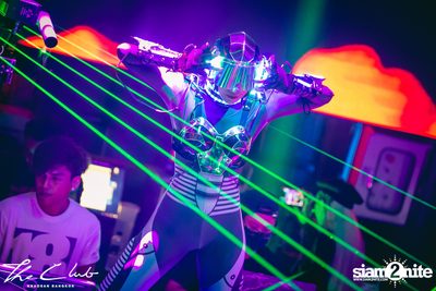 Lia Lisse at The Club Khaosan — photo 81