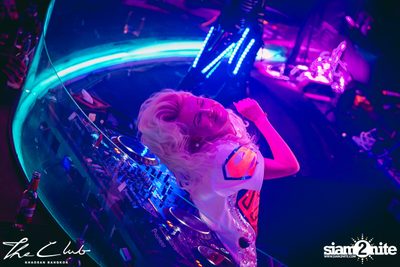 Lia Lisse at The Club Khaosan — photo 96