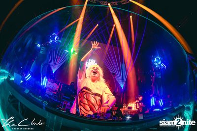 Lia Lisse at The Club Khaosan — photo 121