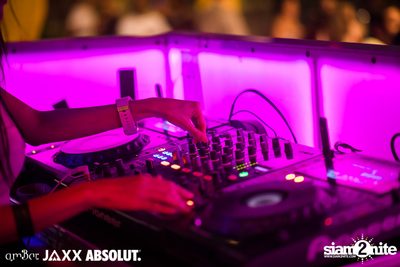 amBar Pool Party ที่ Four Points by Sheraton — photo 141