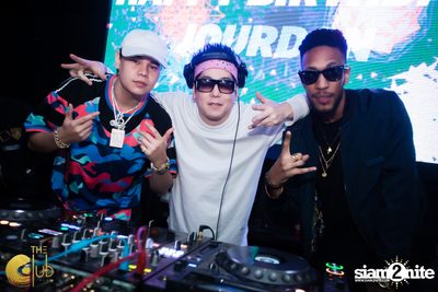 Saturdays with the BKK Invaders ที่ เดอคลับคอย — photo 93