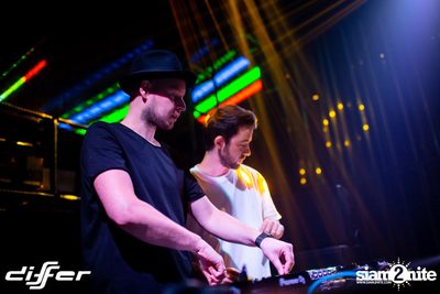 D'Angello & Francis ที่ ดิฟเฟอร์ ผับ พัทยา — photo 36