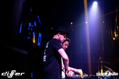 D'Angello & Francis ที่ ดิฟเฟอร์ ผับ พัทยา — photo 38