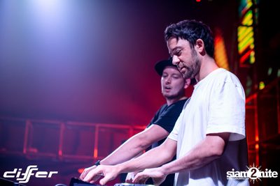 D'Angello & Francis ที่ ดิฟเฟอร์ ผับ พัทยา — photo 66