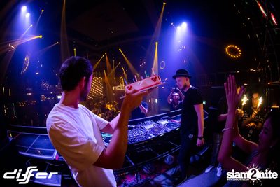 D'Angello & Francis ที่ ดิฟเฟอร์ ผับ พัทยา — photo 85