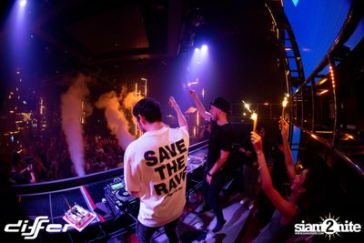 D'Angello & Francis ที่ ดิฟเฟอร์ ผับ พัทยา — photo 89