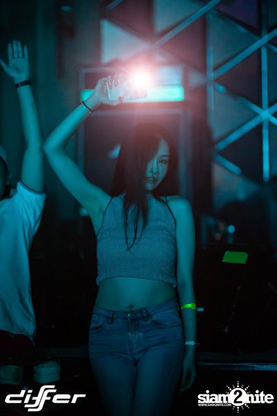 D'Angello & Francis ที่ ดิฟเฟอร์ ผับ พัทยา — photo 103