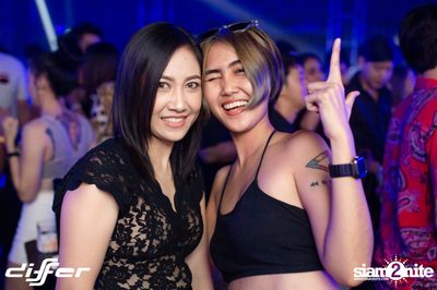D'Angello & Francis ที่ ดิฟเฟอร์ ผับ พัทยา — photo 119
