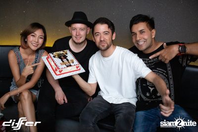 D'Angello & Francis ที่ ดิฟเฟอร์ ผับ พัทยา — photo 124