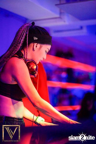 Saturday Night at V Nightclub — photo 86