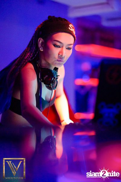 Saturday Night at V Nightclub — photo 91