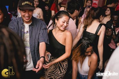 Crush Wednesdays กับ DJ Bonics ที่ เดอะคลับคอย — photo 24