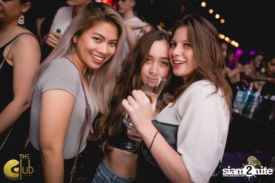 Crush Wednesdays กับ DJ Bonics ที่ เดอะคลับคอย — photo 45