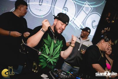 Crush Wednesdays กับ DJ Bonics ที่ เดอะคลับคอย — photo 55