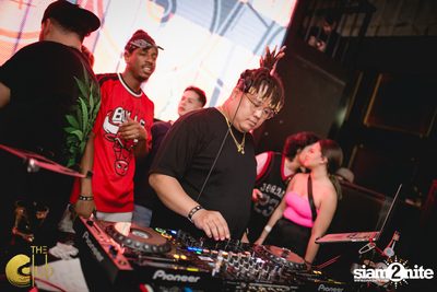 Crush Wednesdays กับ DJ Bonics ที่ เดอะคลับคอย — photo 56
