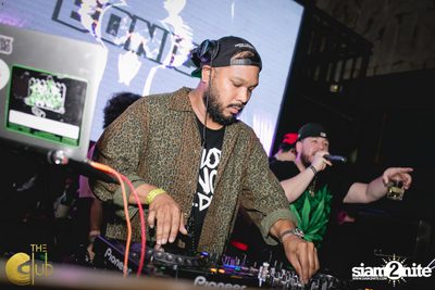 Crush Wednesdays กับ DJ Bonics ที่ เดอะคลับคอย — photo 71