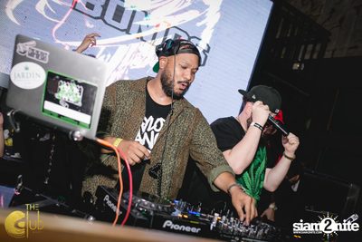 Crush Wednesdays กับ DJ Bonics ที่ เดอะคลับคอย — photo 74