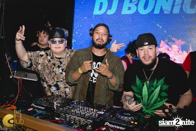 Crush Wednesdays กับ DJ Bonics ที่ เดอะคลับคอย — photo 85