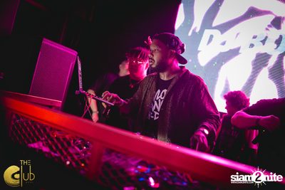 Crush Wednesdays กับ DJ Bonics ที่ เดอะคลับคอย — photo 86